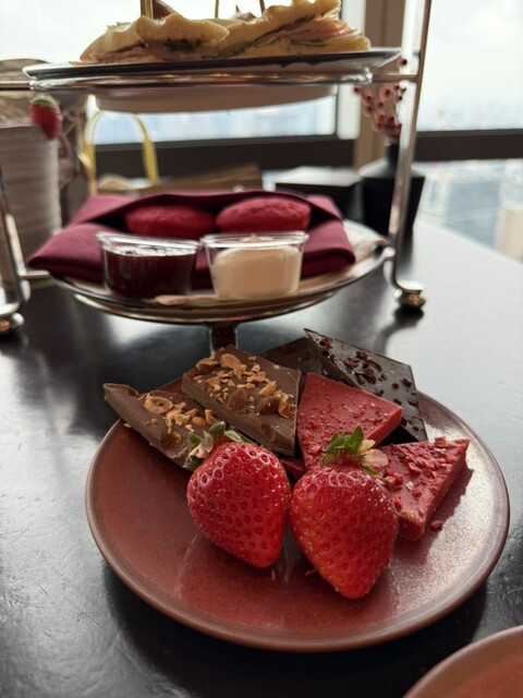 3月限定！アンダーズ 東京で「ストロベリー＆ホワイトチョコレート アフタヌーンティー」を提供Precious.jp プレシャス