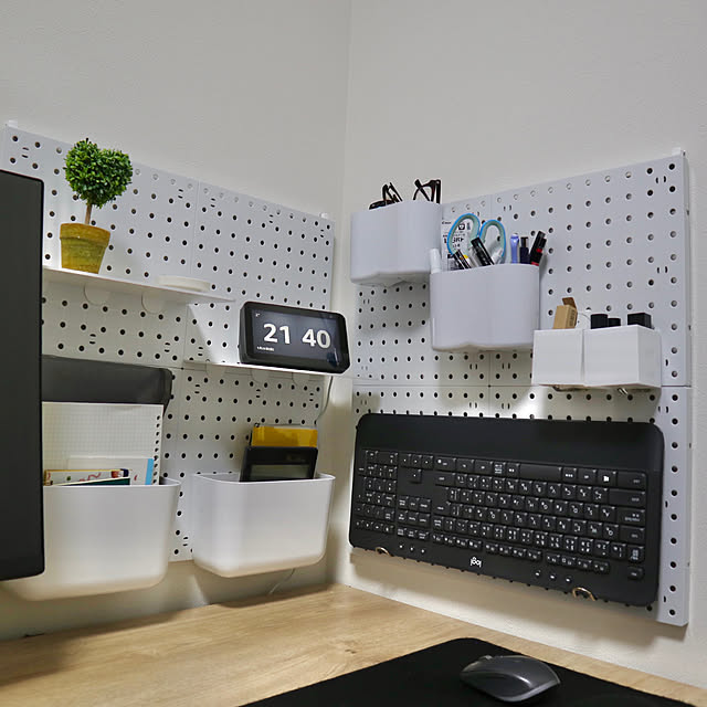 ダイソー 有孔ボードのサイズやフックの種類と活用方法を紹介