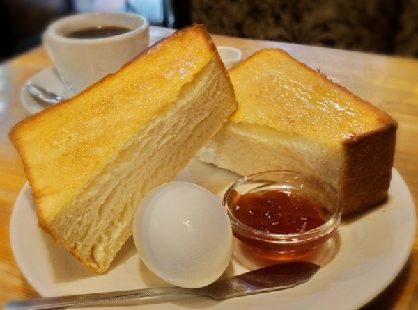 コーラル＠鶯谷 - 枯れ喫茶で朝ごはん