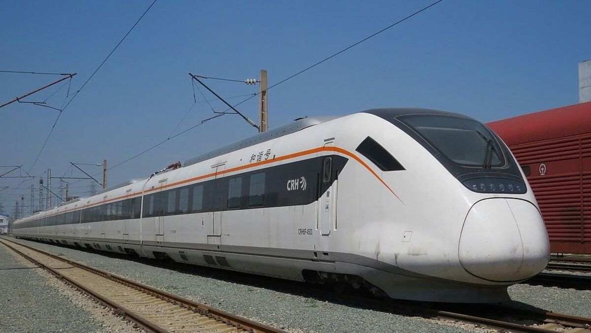 福北ゆたか線に乗り入れる819系蓄電池電車の写真素材109658511- PIXTA