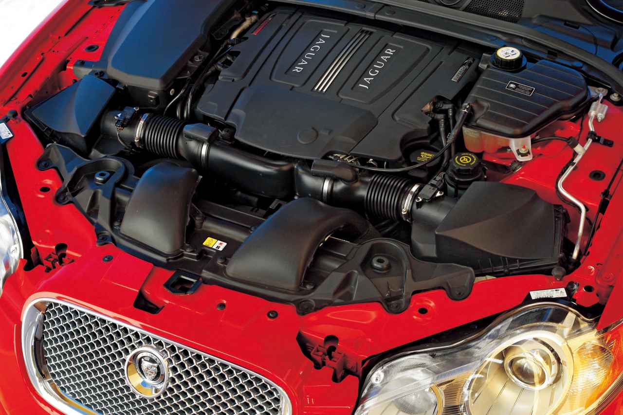 ジャガーが用いるスーパーチャージャー過給V6 340 380 PS エンジンデータブック Motor-Fan モーターファン