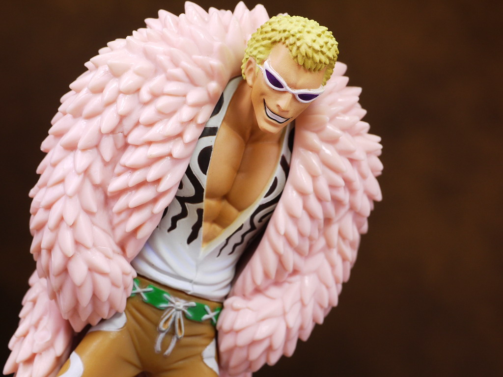 Amazon.co.jp: [楽コス]ONEPIECEドンキホーテ・ドフラミンゴ コスプレ 衣装