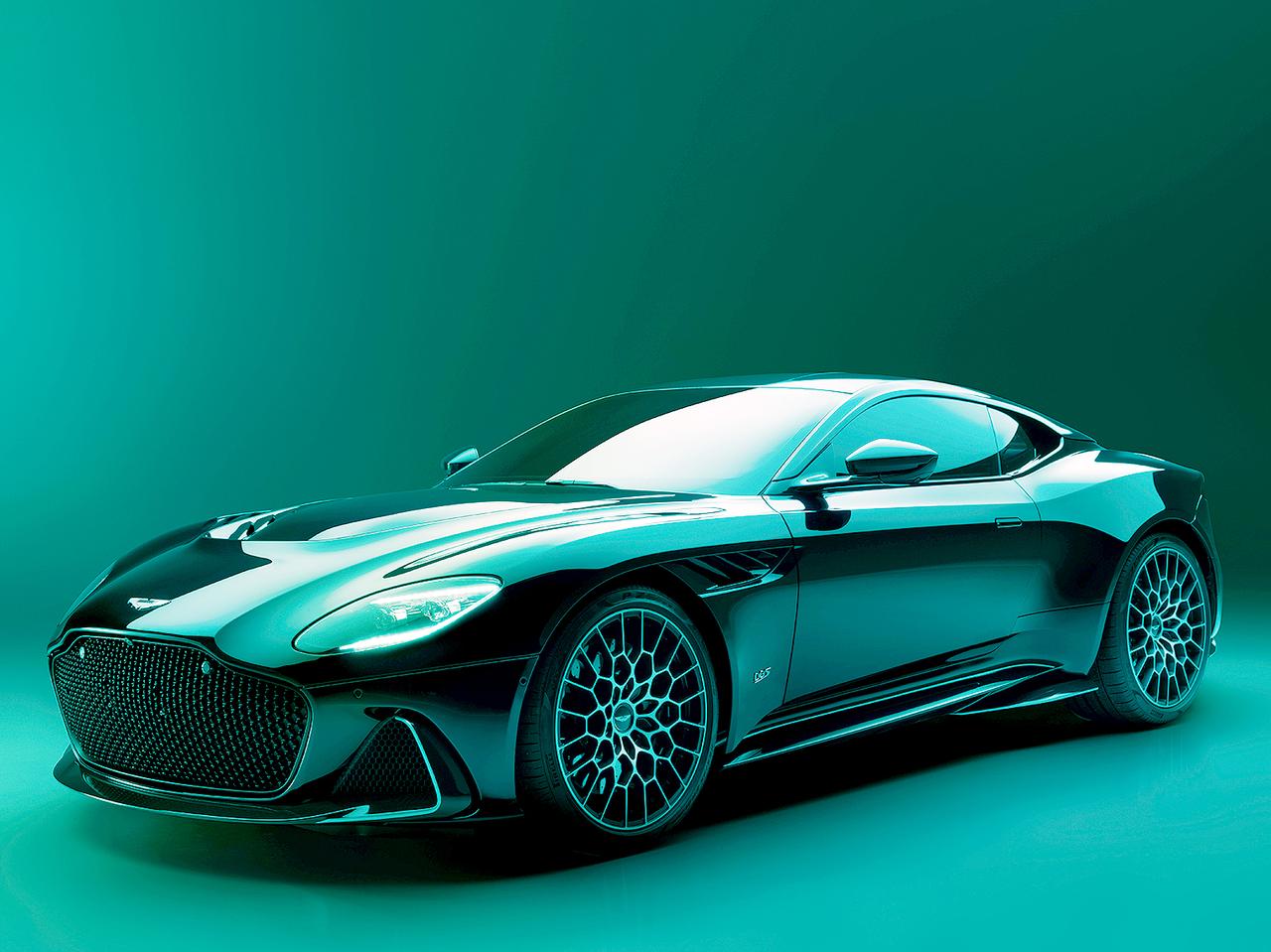 アストンマーティン ヴァンテージ 緑の中古車 - carview