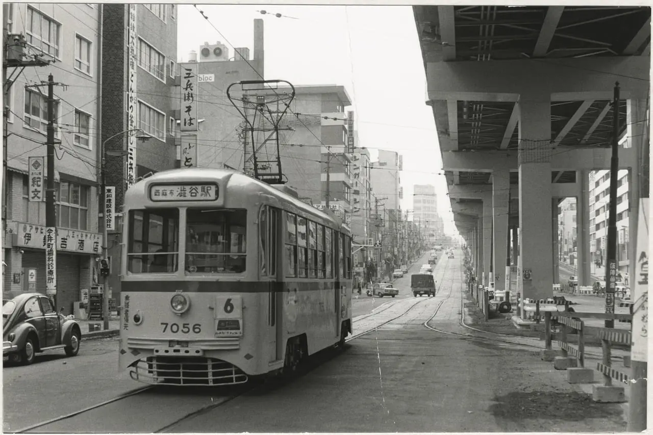 公共交通を考えよう １ 日本の路面電車の現状