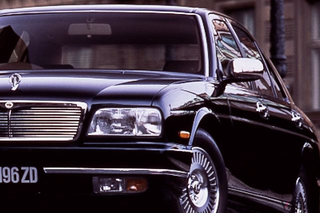 違法改造？ いいえフル公認取得の「スポーツVIP」トヨタ「クラウン」が凄すぎと話題に！ 走りにこだわったローダウンとは～カスタム・アウトドア・福祉車両・モータースポーツなどのカーライフ情報が満載～AUTO MESSE WEB オートメッセウェブ