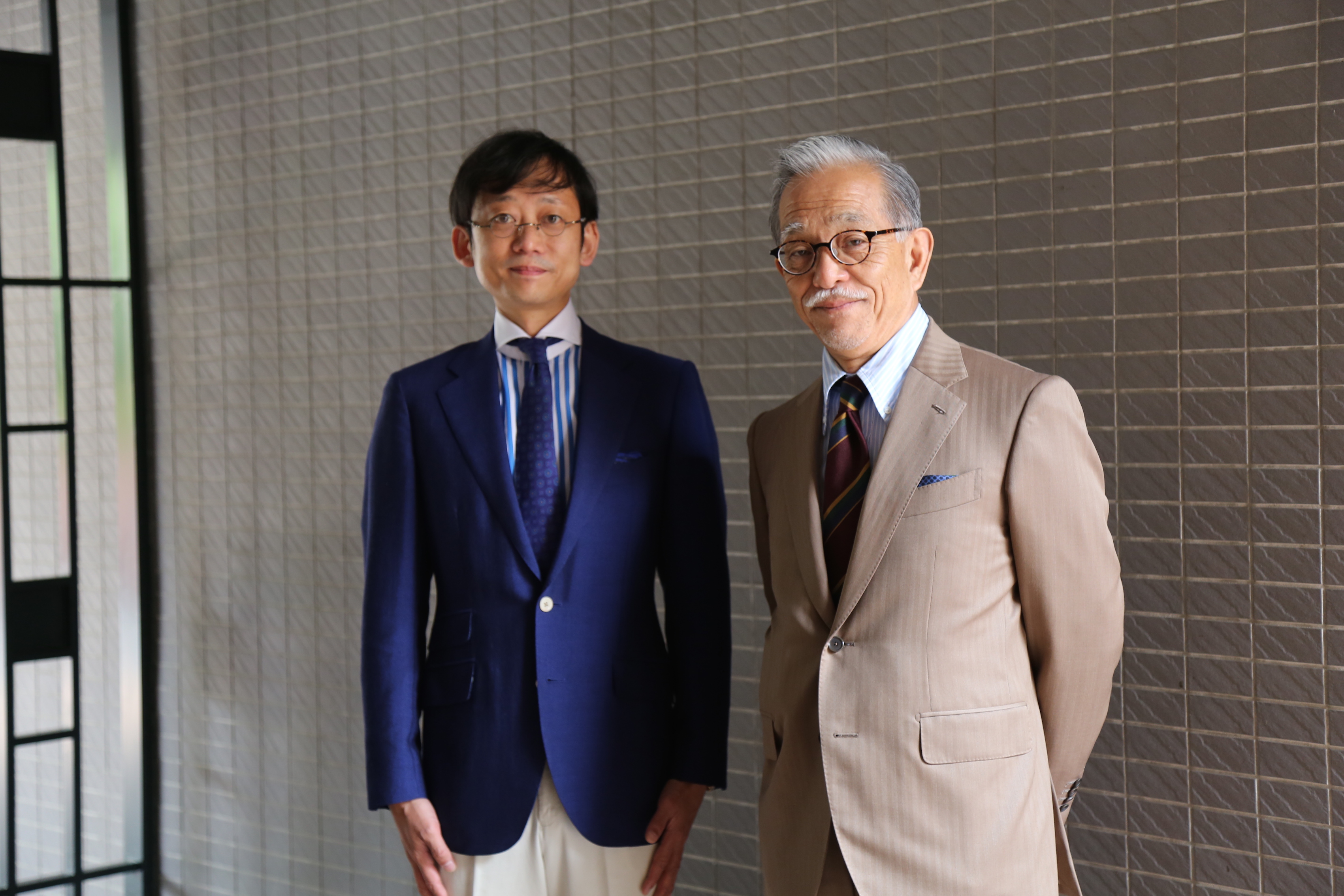 サラリーマンのスーツ代は経費になる？特定支出控除について解説 - INVOY