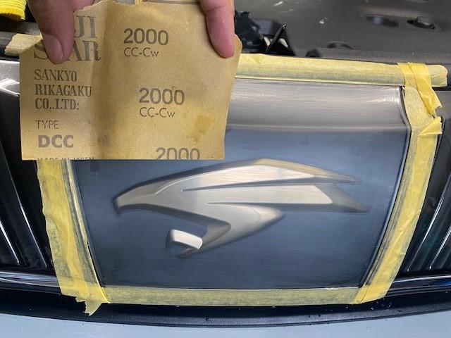 ハリアーのフロントエンブレムを交換する方法簡単DIY