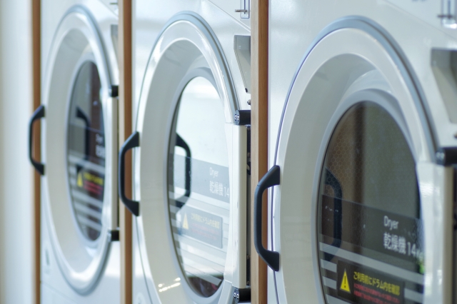 カフェが併設されたおしゃれコインランドリー！洗濯を待ちながらコーヒーブレイク♪GENIC WEB編集部GENICジェニック