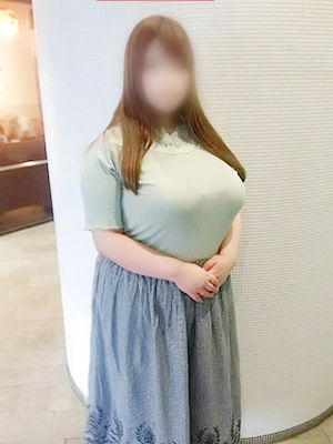 虹色メロンパイ横浜店 ななこ(38) 美巨尻グラビア - ぽっちゃり風俗の歩き方