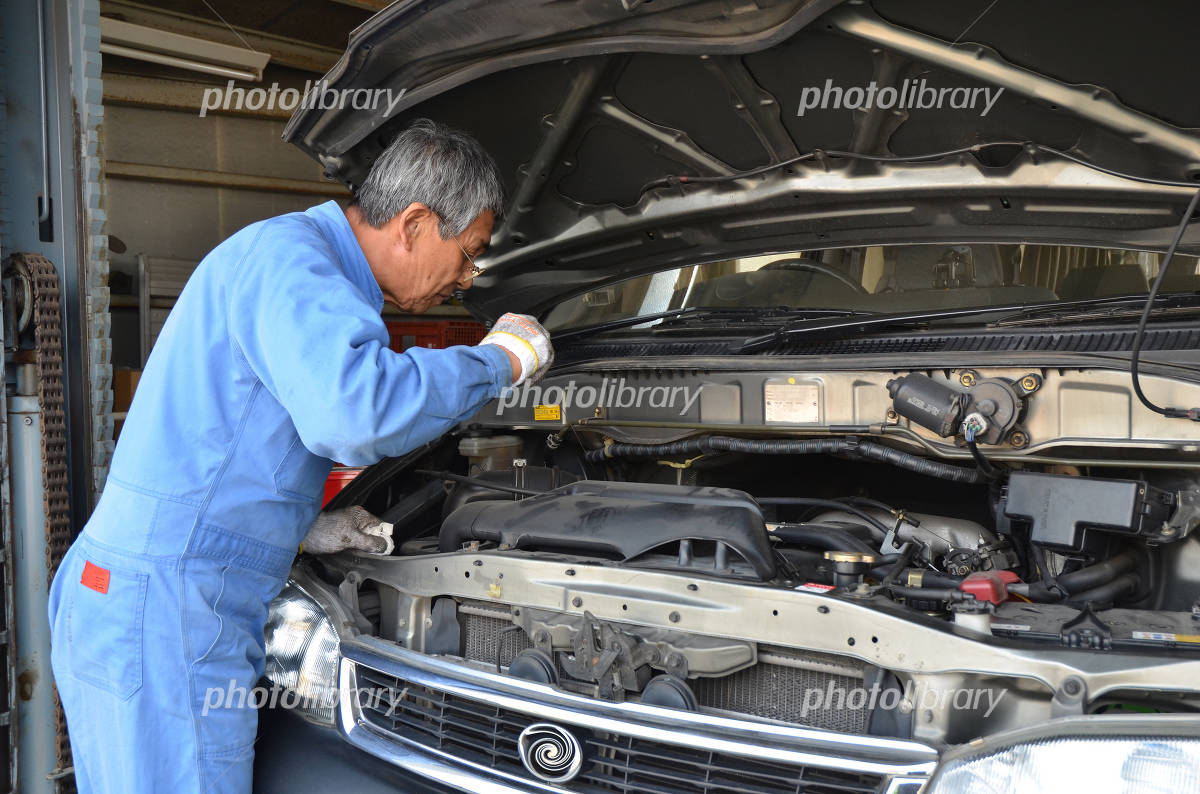 整備士の写真素材写真素材なら「写真AC」無料 フリー ダウンロードOK