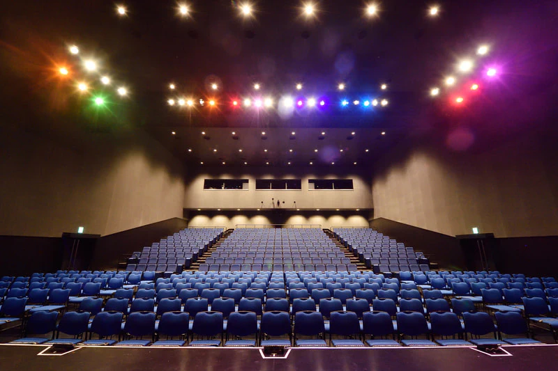 博多座の魅力や楽しみ方をご紹介！博多座で非日常体験を満喫してみませんか？クレジットカードは九州カード