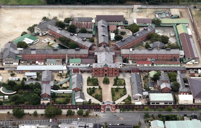 背景素材 刑務所・外観3種 0086- 文芸ZOO - BOOTH