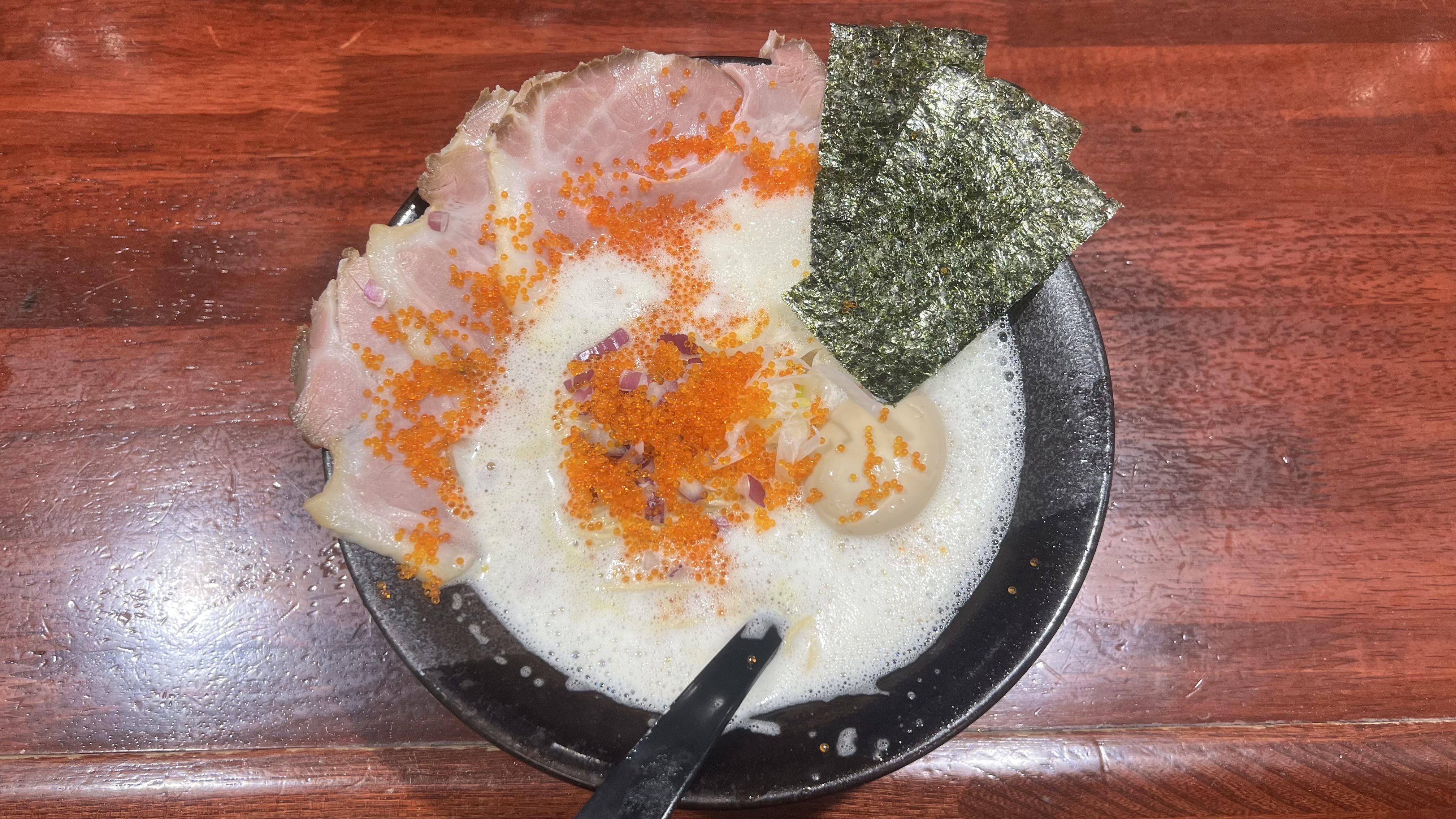 泡々プチプチ】東金町1丁目のラーメン店「麺屋 綴（TUZURI）金町店」でランチ！特製ぷちぷち白湯そば（塩）をいただいてきたよ | 葛飾つうしん