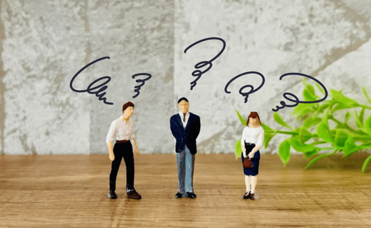 注視するの意味とは？ビジネスでの正しい使い方を例文でわかりやすく解説！類義語・英語への言い換えは？意味lab