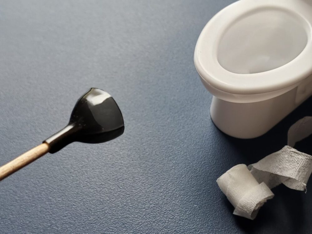 トイレを居心地よくしたい 棚をセット ＆ 壁のリメイク の２本立て - 手抜き父さんの簡単DIY