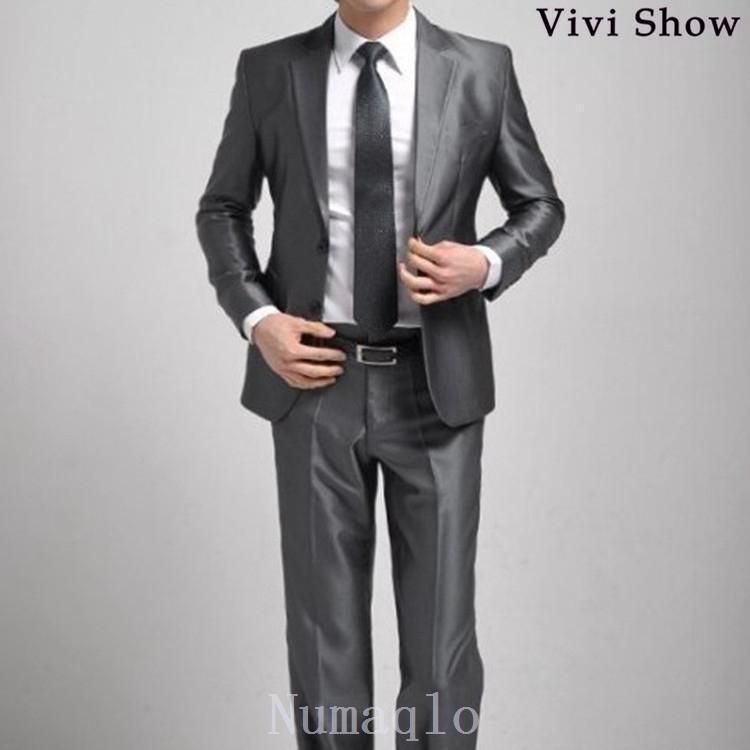 スーツの高級感を演出！光沢のあるスーツの魅力とお仕立て例