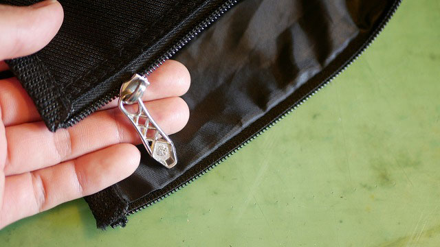 ファスナーの直し方 片方外れた場合と両方外れた場合どちらも解説! 応急処置もイエコレクション iecolleインテリア、雑貨情報が満載のWEBメディア