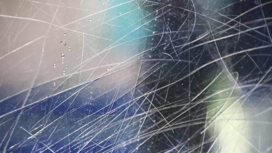 腕時計のガラス傷はピカールで消せる？経験者が手順と5つの注意点を解説時計修理の駆け込み寺