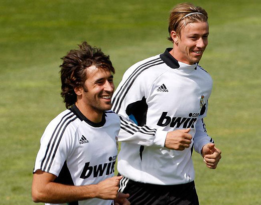 2008 09 レアルマドリード グティ 選手支給品スパイク バックミラーの衝撃」― レアル天才