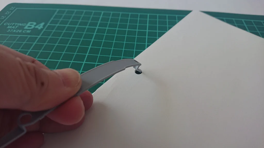 紙の針でとじるホッチキス P-KISS ピーキス マックス MAX 株式会社