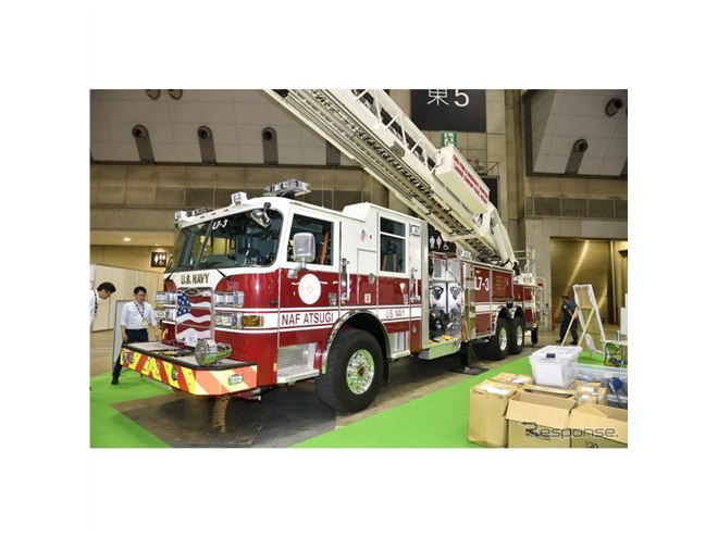 今日は🇯🇵の新春恒例行事の一つ出初式👩🏼‍🚒🧑🏽‍🚒👨🏻‍🚒🧑🏾‍🚒 ということで、今日は🇺🇸の消防車🚒 FireTruck の写真 .usaamericastudyabroadlivinginamericafiretruckportlandoregonfirefightersphotoofthedayアメリカアメリカ生活留学