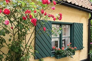 外壁塗装の高圧洗浄では雨戸・シャッターは閉める？ - 大阪の外壁塗装専門店公式 南大阪ペイントセンター 松原本店