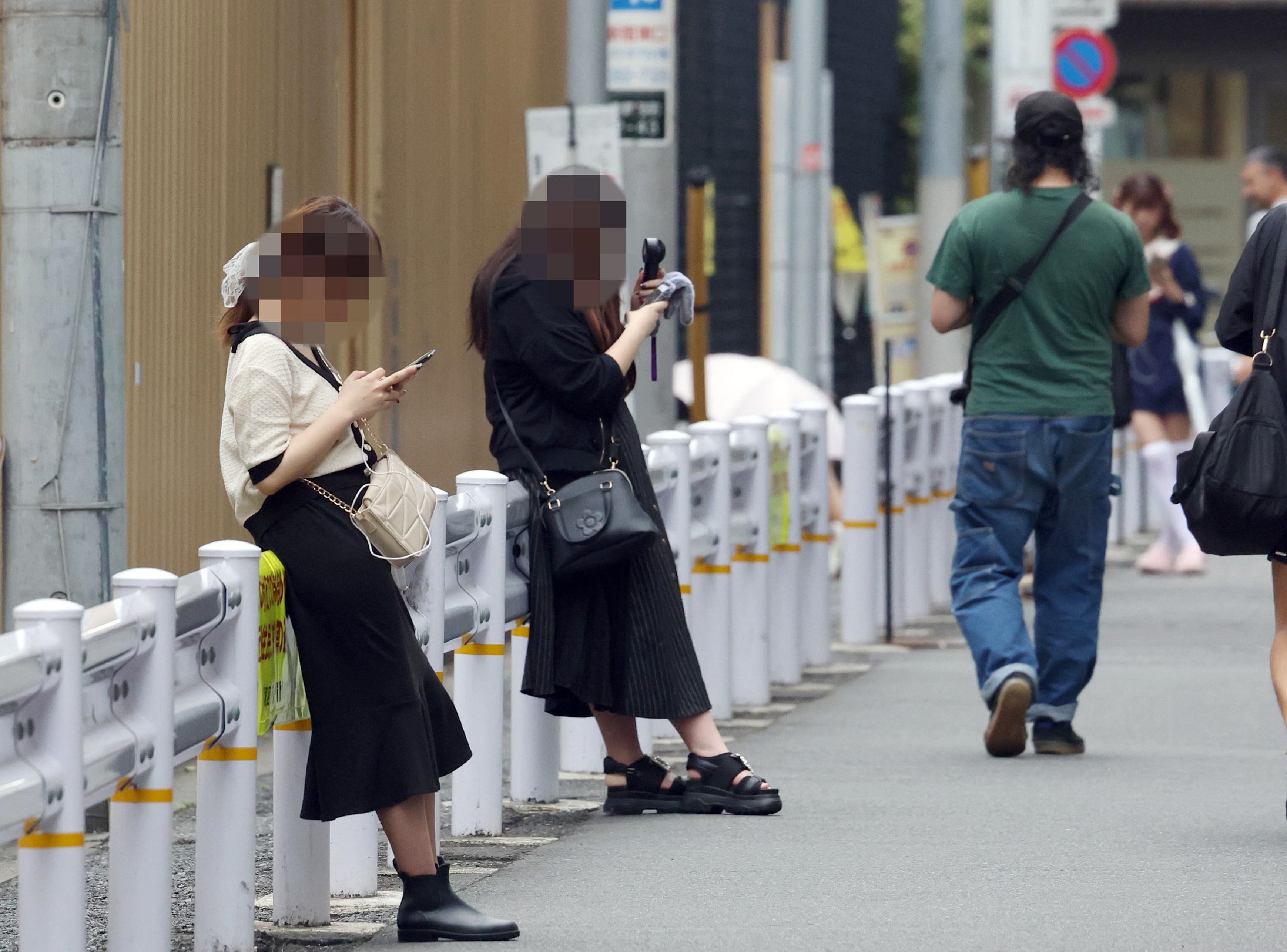 無修正】新宿にいる外国人立ちんぼがエロすぎる。こんなんセ○クス不可避だろ…（動画あり） - ポッカキット