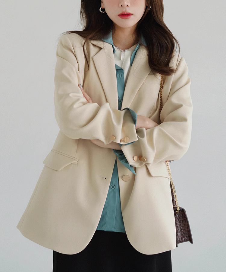 カジュアルウェア ってどんな服？ 普段着とは違うマナーを守ったコーデ例Oggi.jp