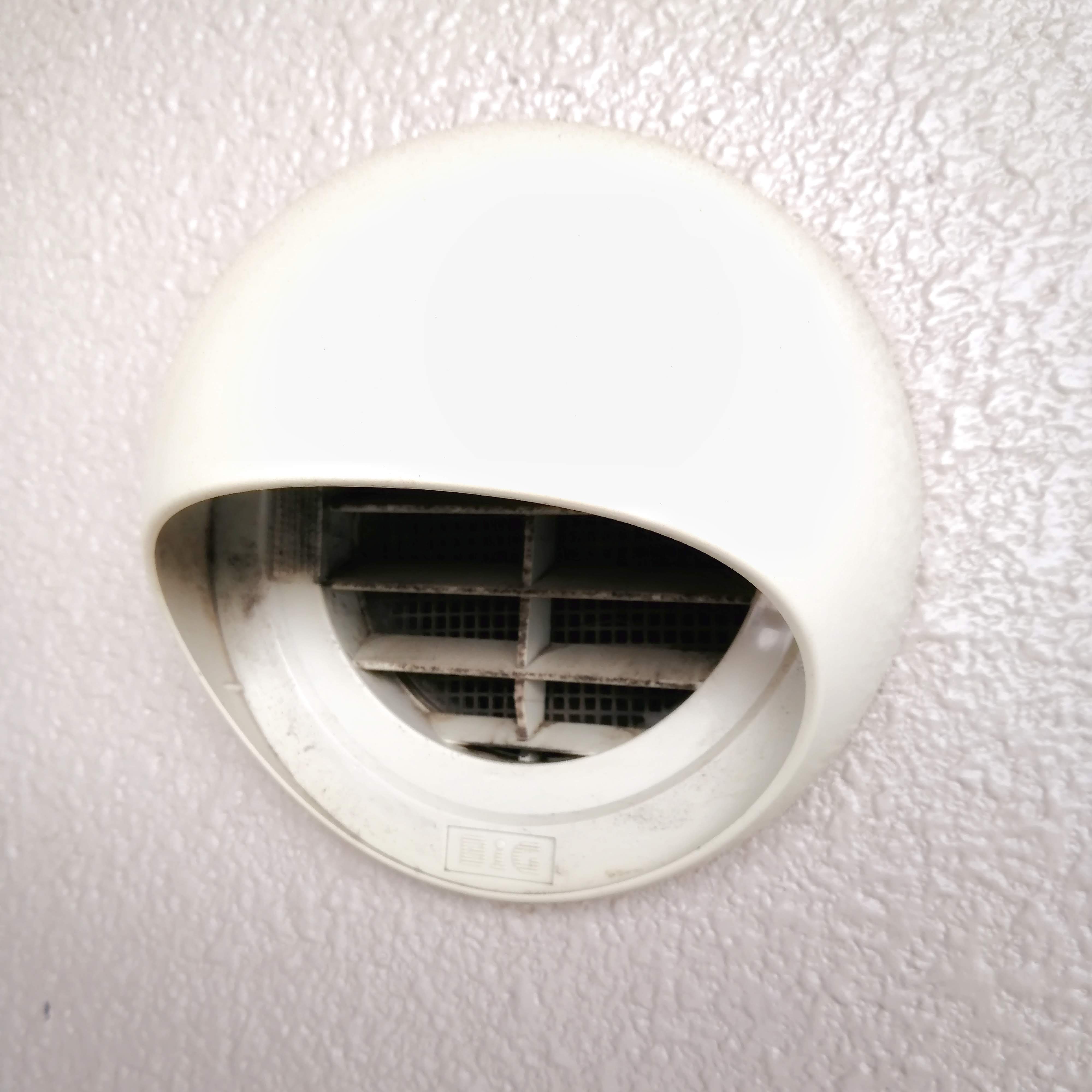 換気口とフィルターの基礎知識！掃除方法や交換方法からおすすめ商品家事オリーブオイルをひとまわし