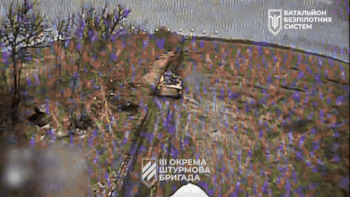 手製ドローンで偵察や爆撃 ウクライナの有志製作