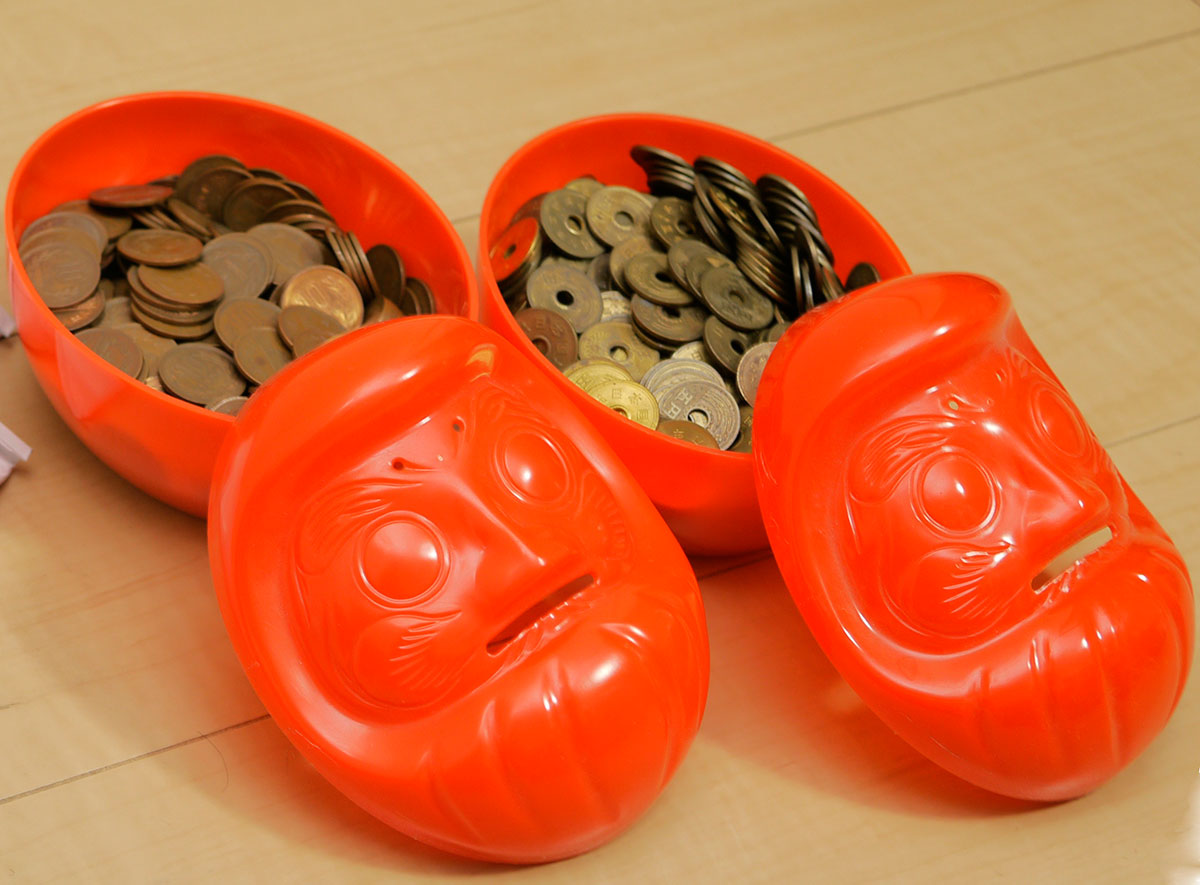 楽天市場楽天1位 貯金箱 お札 おしゃれ 金庫 暗証番号 小銭 500円玉 自動マイATMバンクファミリーATMバンクしゃべるATM型貯金箱 電子貯金箱 暗証番号とカードのWセキュリティ KTAT-010B L KTAT-011G 誕生日 プレゼント RSL:いただきプラザ楽天市場店